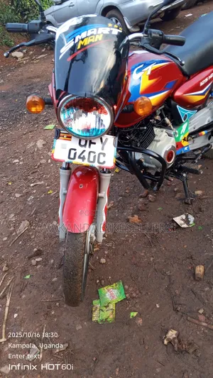 Bajaj Boxer 125 2023 Red