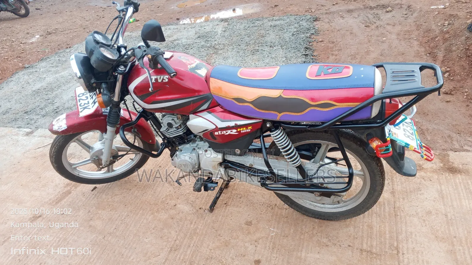 TVS HLX 125 2022 Red