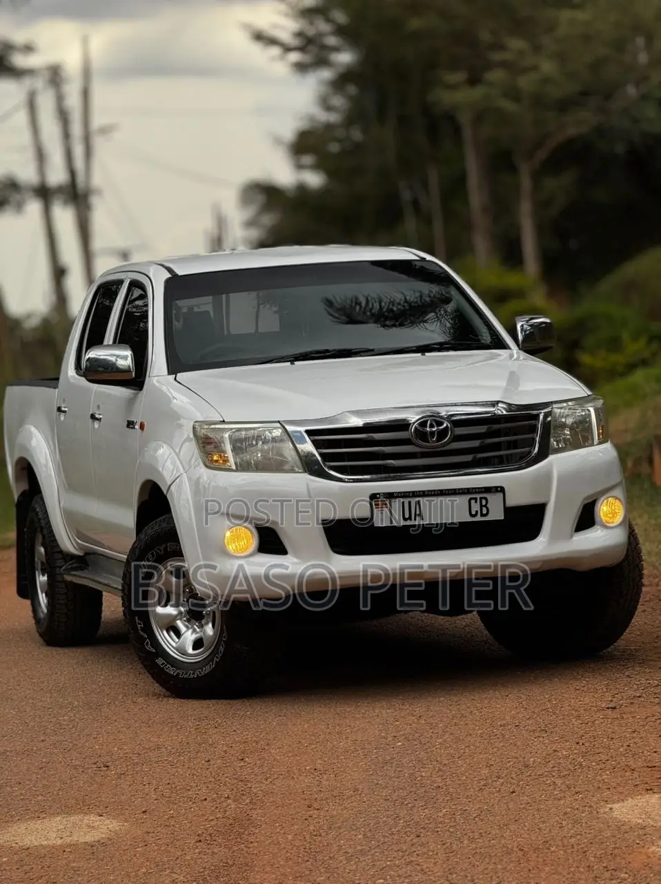 Toyota Hilux 2013 White