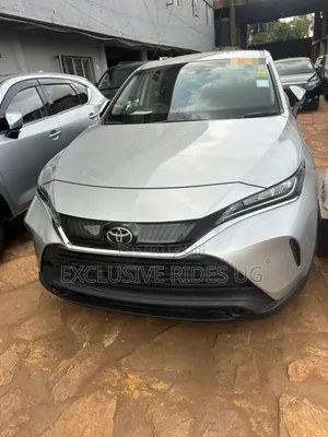 Toyota Harrier 2.0 4WD 2021 Silver