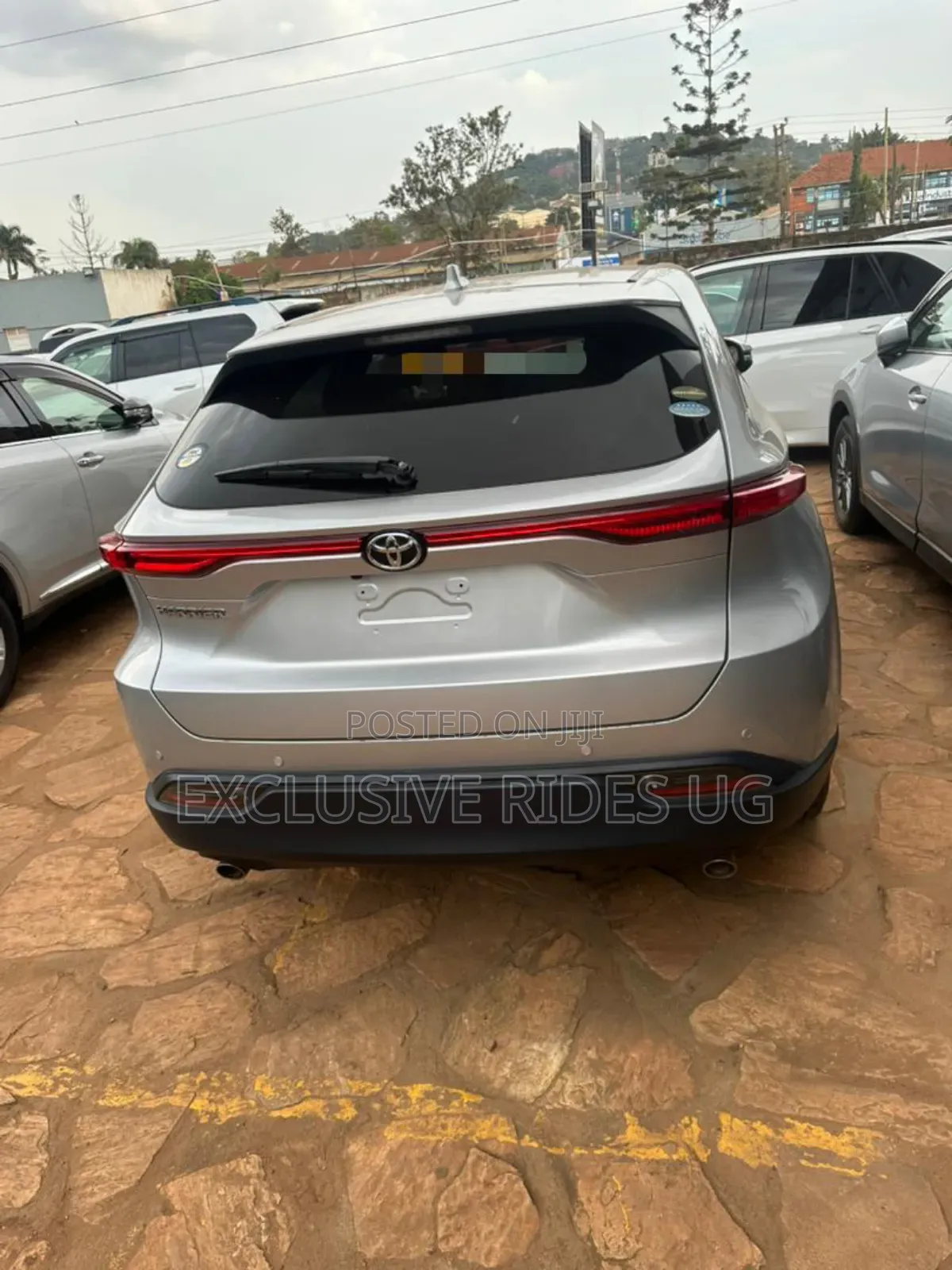 Toyota Harrier 2.0 4WD 2021 Silver
