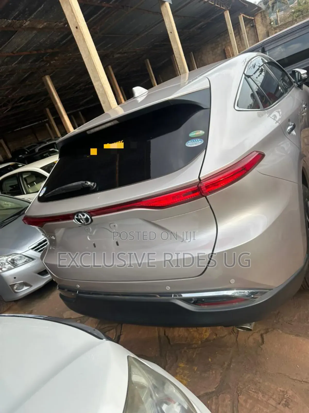 Toyota Harrier 2.0 4WD 2021 Silver