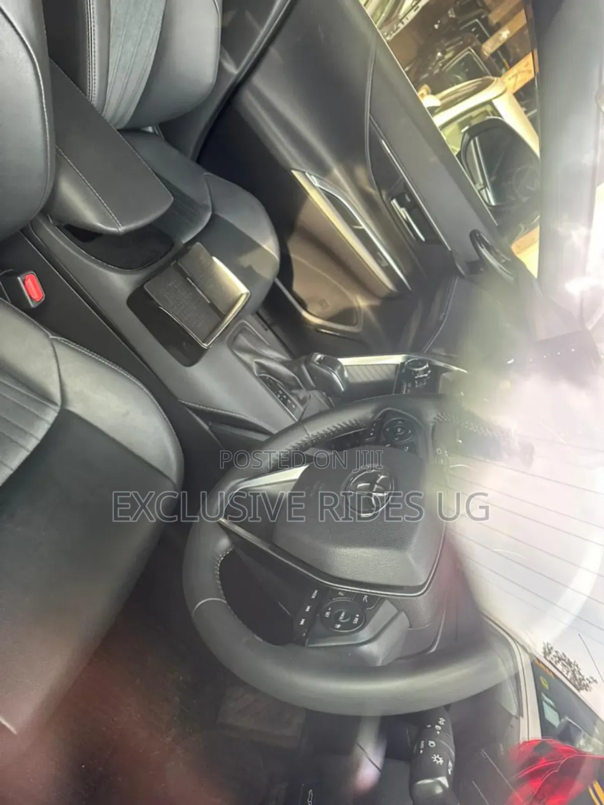 Toyota Harrier 2.0 4WD 2021 Silver