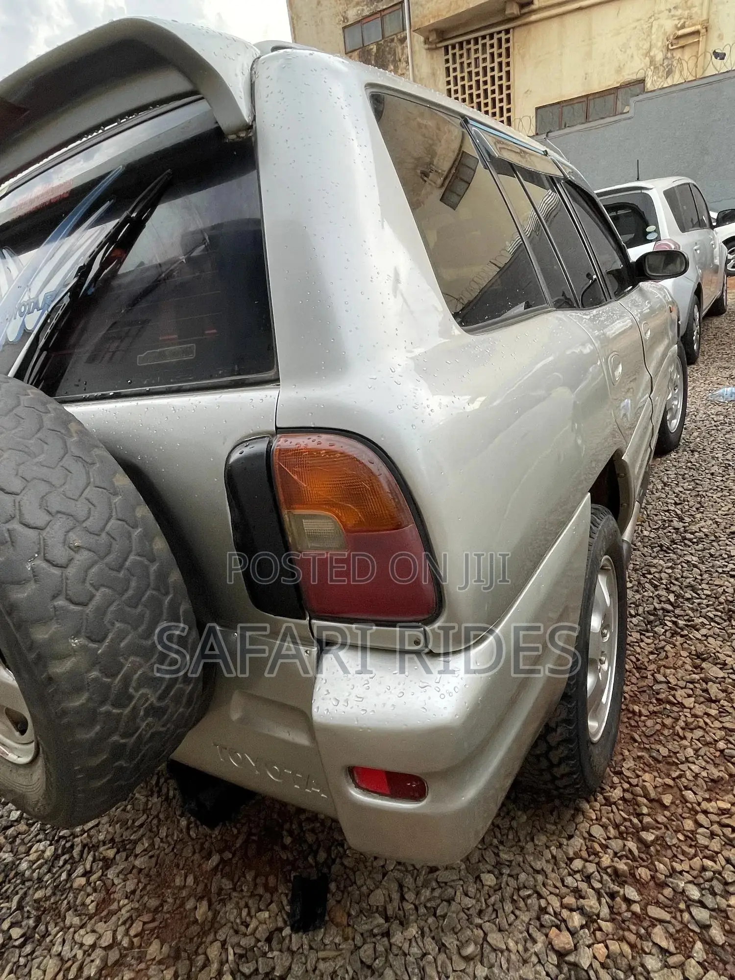 Toyota RAV4 2000 Silver
