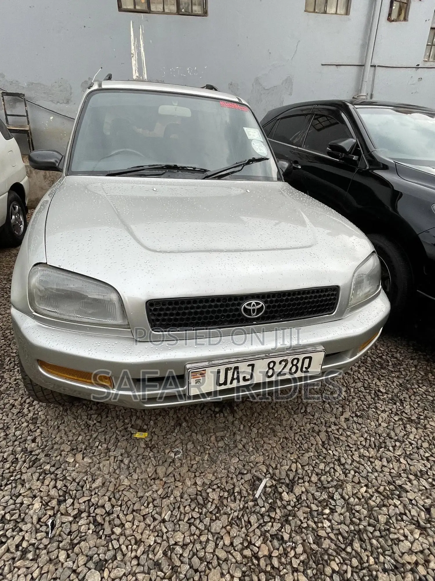 Toyota RAV4 2000 Silver