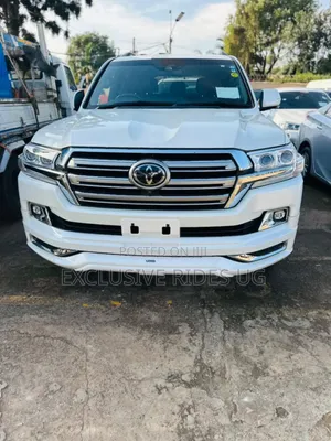 Toyota Land Cruiser Prado 2017 White