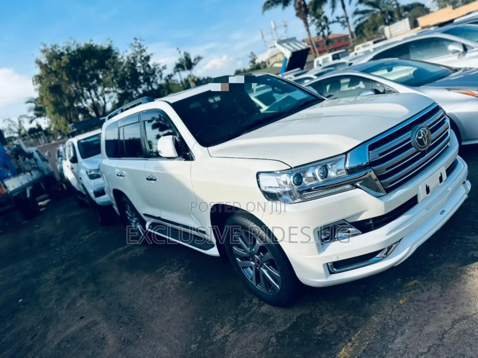 Toyota Land Cruiser Prado 2017 White