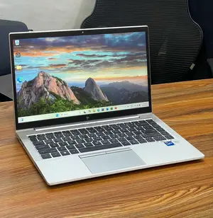 New Laptop HP EliteBook 840 G8 8GB Intel Core I5 SSD 512GB