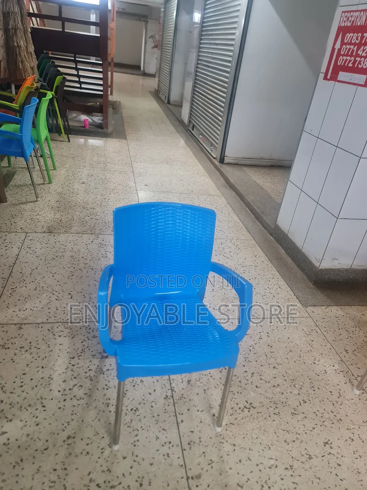 Generic Plastic Chairs Plastic Chairs