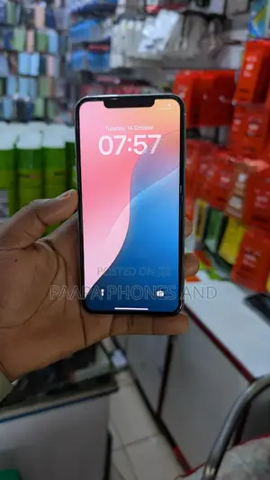 Apple iPhone XS Max 64 GB White