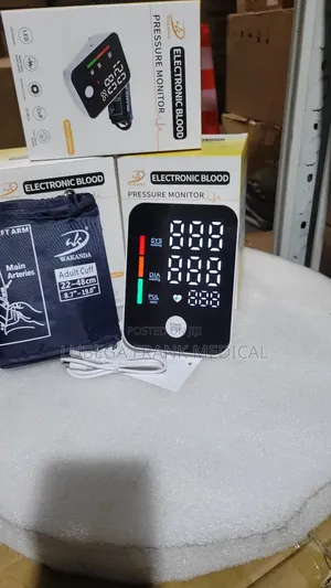 Rechargeable Blood Pressure Bp Monitor Machine/Backup Battery