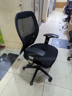 Second Hand Back Meh Chair With Adjustable Height