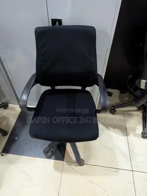 Second Hand Secretarial Rotating Chair,