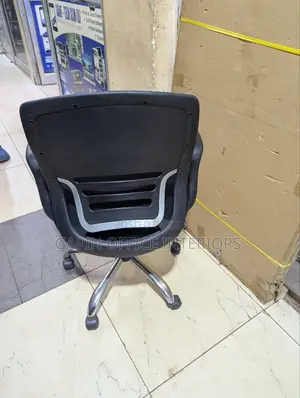 Durable and Adjustable Rotating Chair Ready for Pick Up or Derivery