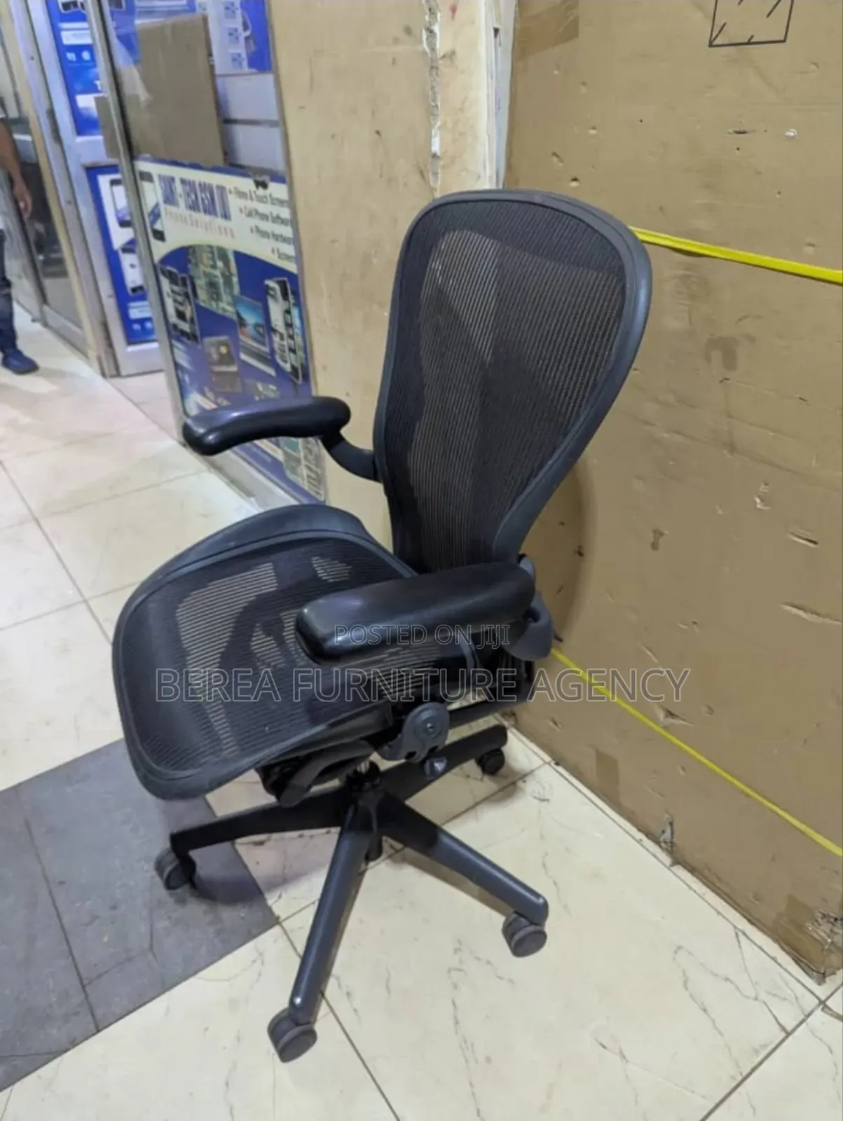 Heavy Duty Mesh Adjustable Chair