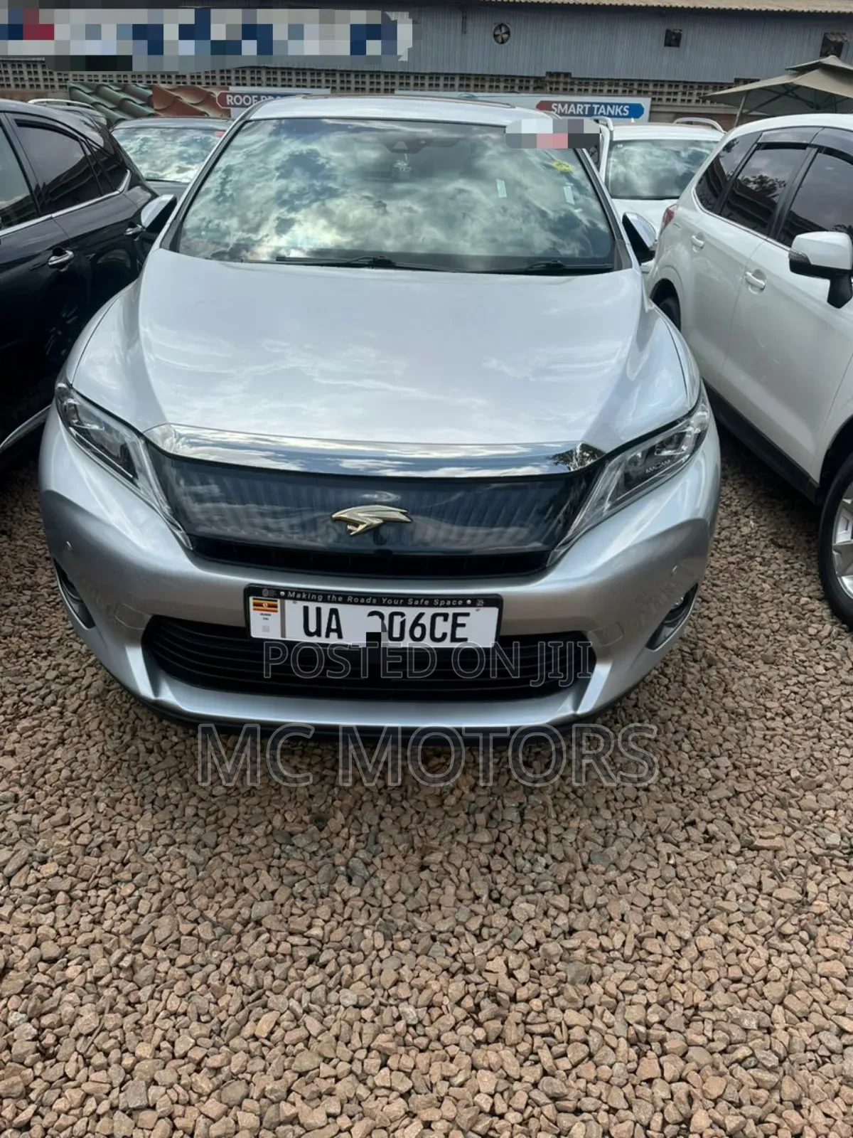 Toyota Harrier 2.0 2016 Silver