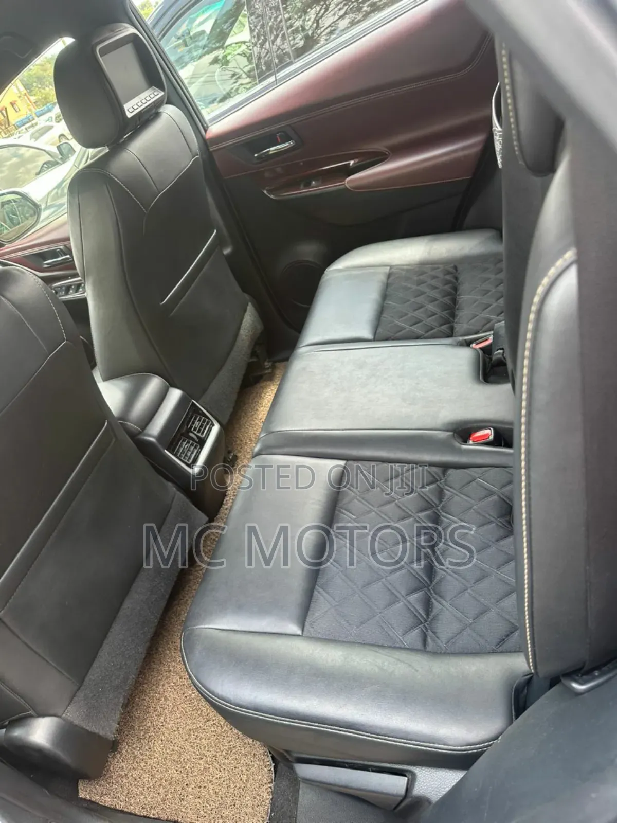 Toyota Harrier 2.0 2016 Silver