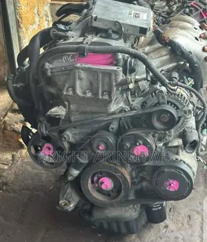 Engine for Harrier Kawundu 2az-Fe.