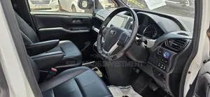 Toyota Noah 2017 Black