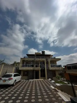5bdrm Duplex in Munyonyo, Central Division for sale