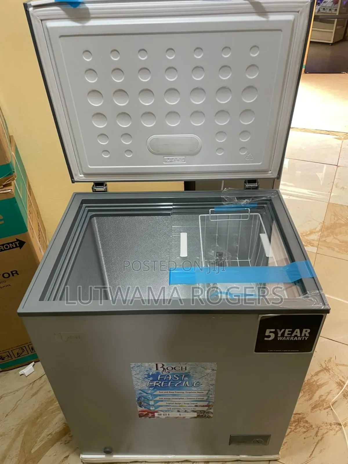 Roch Chest Freezer 200ltrs