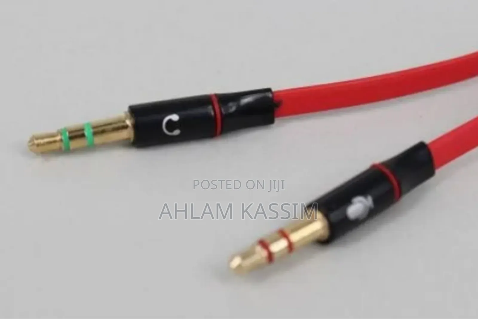 Speaker and Microphone Audio Merger Splitter Cable