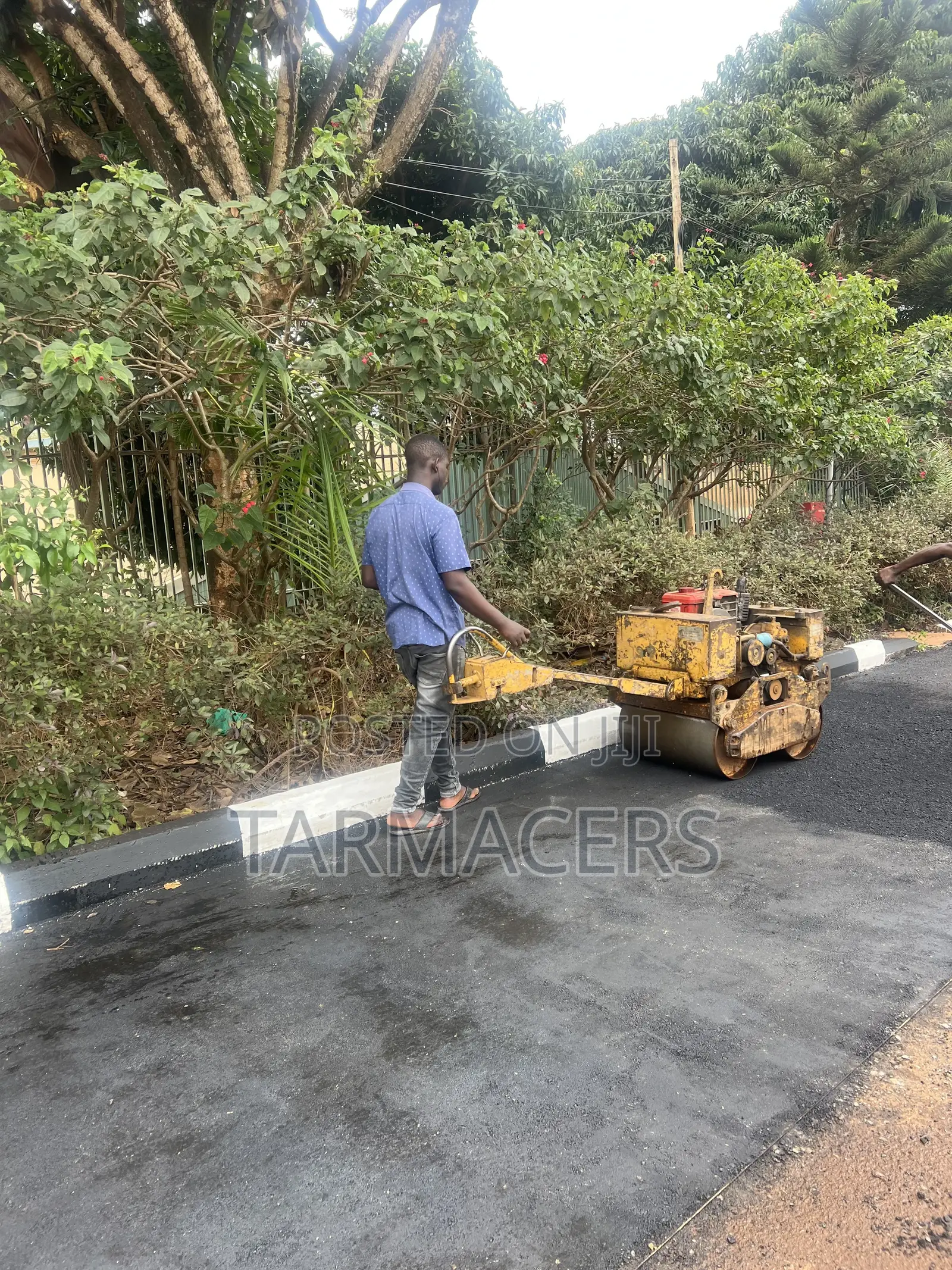Office Yard Tarmacking Services