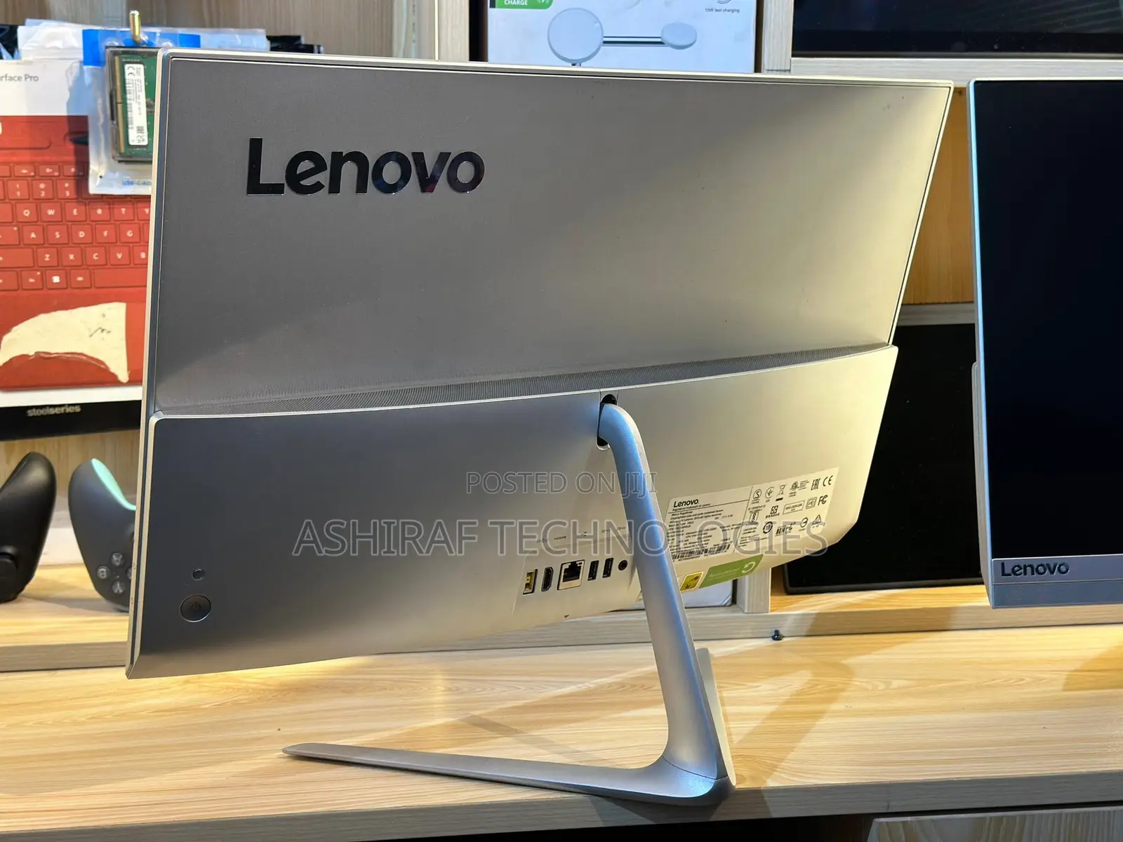 New Laptop Lenovo 8GB Intel Core I5 SSD 256GB