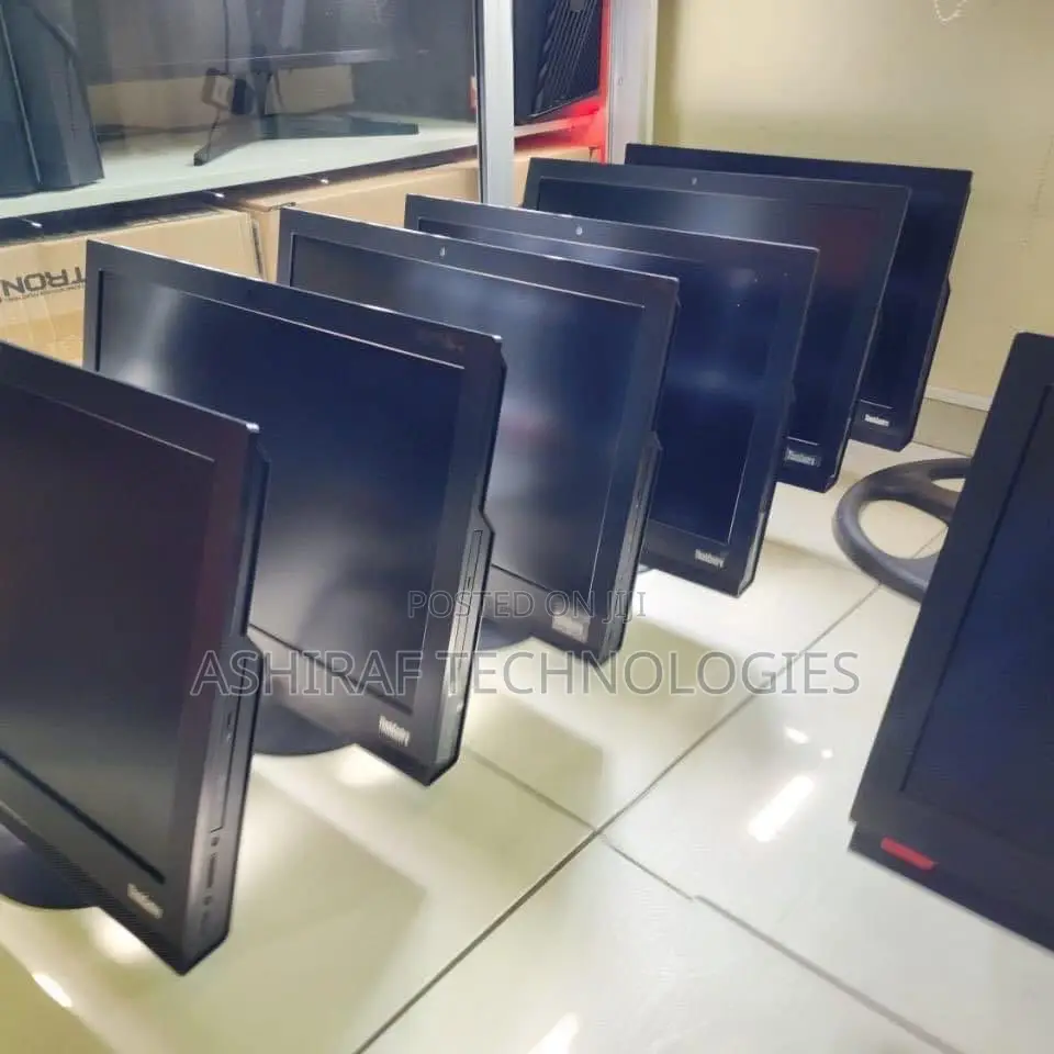 New Laptop Lenovo V310 8GB Intel Core I5 HDD 500GB