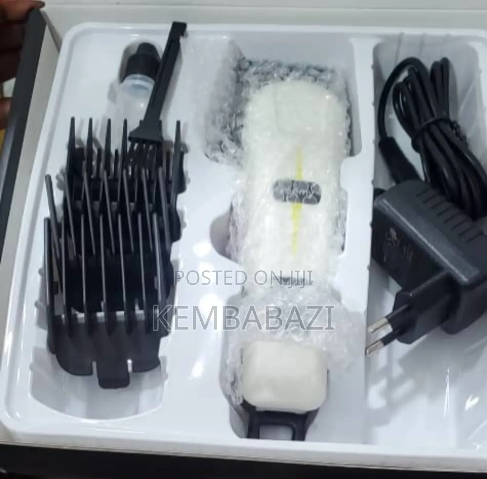 Geemy Gm-6008 Professional Rechargeable Hair Clipper.