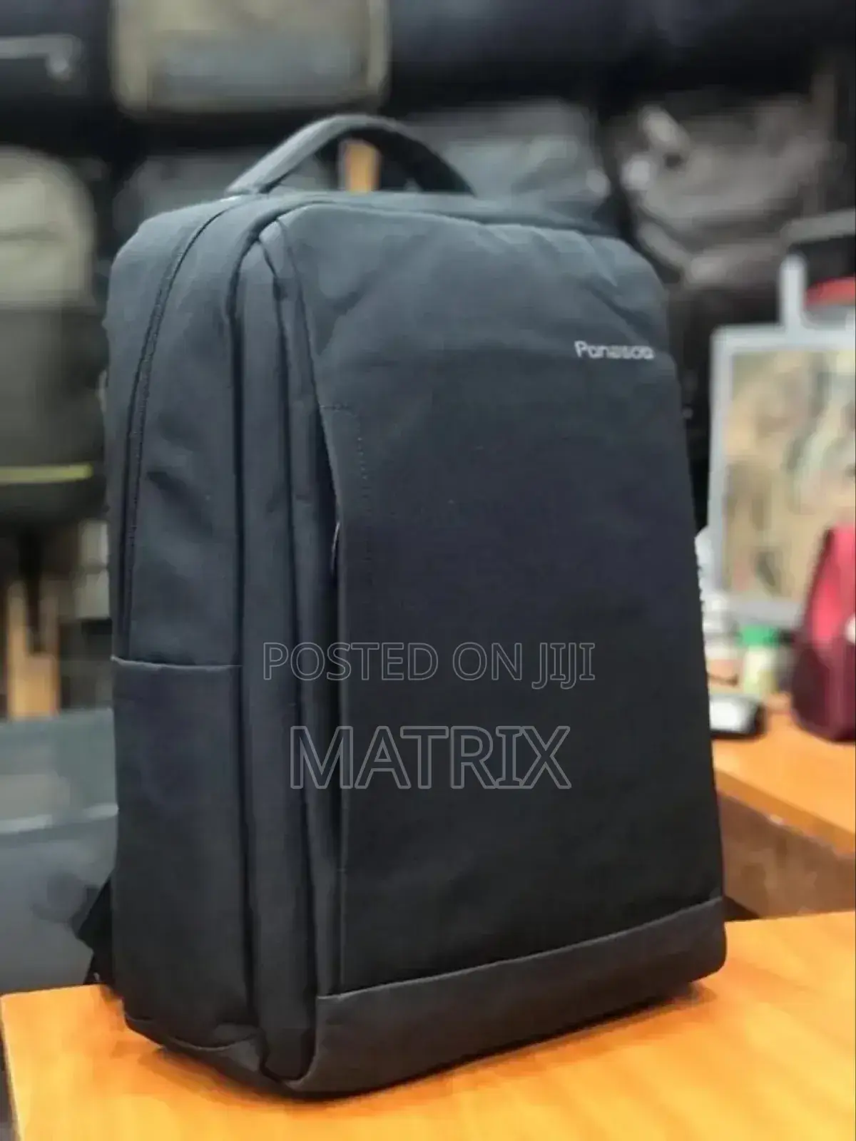 Ponasoo Laptop Bag.