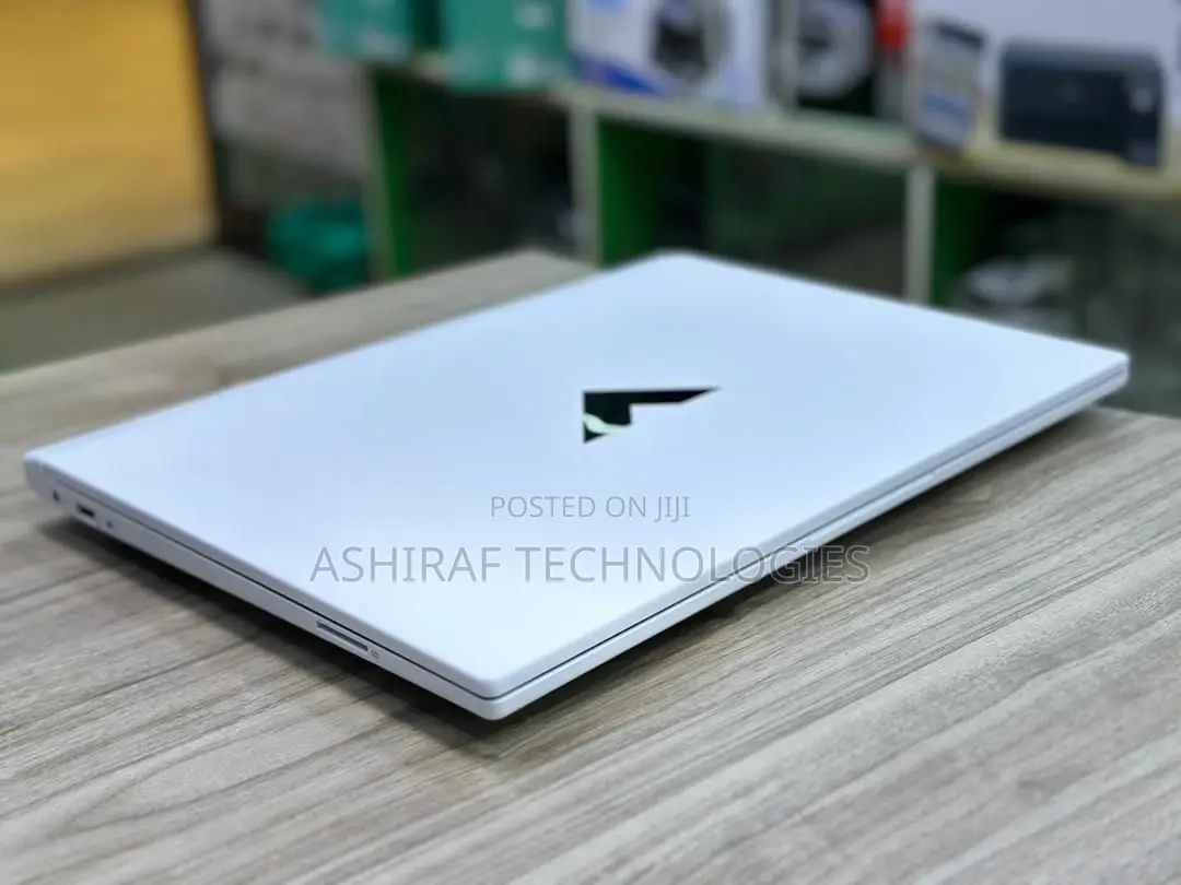 New Laptop HP Victus 15 16GB Intel Core I7 SSD 1T