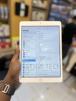 Apple iPad 10.2 (2019) 32 GB Gray