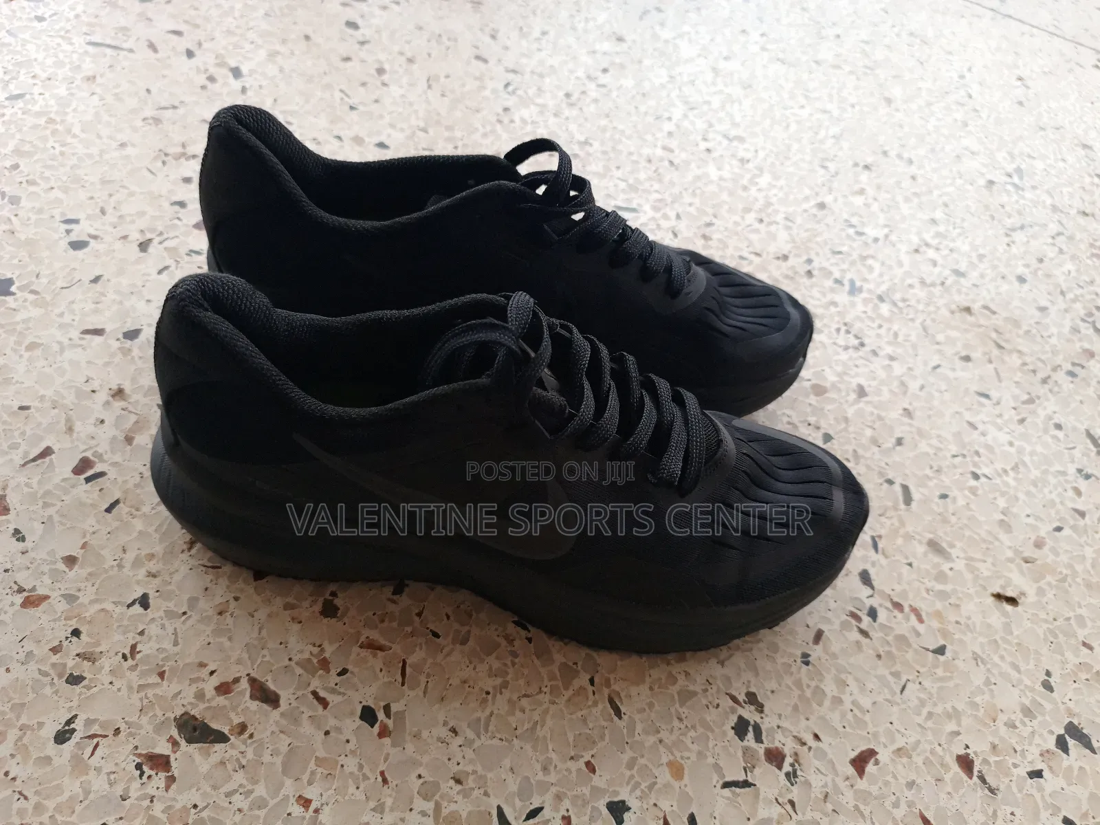 Plain Black Colour Nike Jogging Shoes Original Material