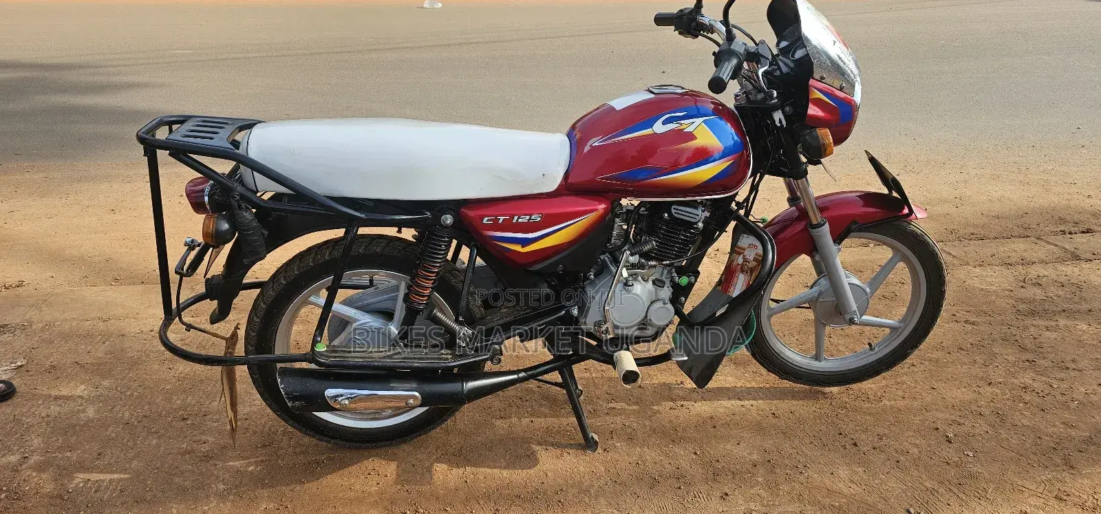 Bajaj Boxer 125 2023 Red