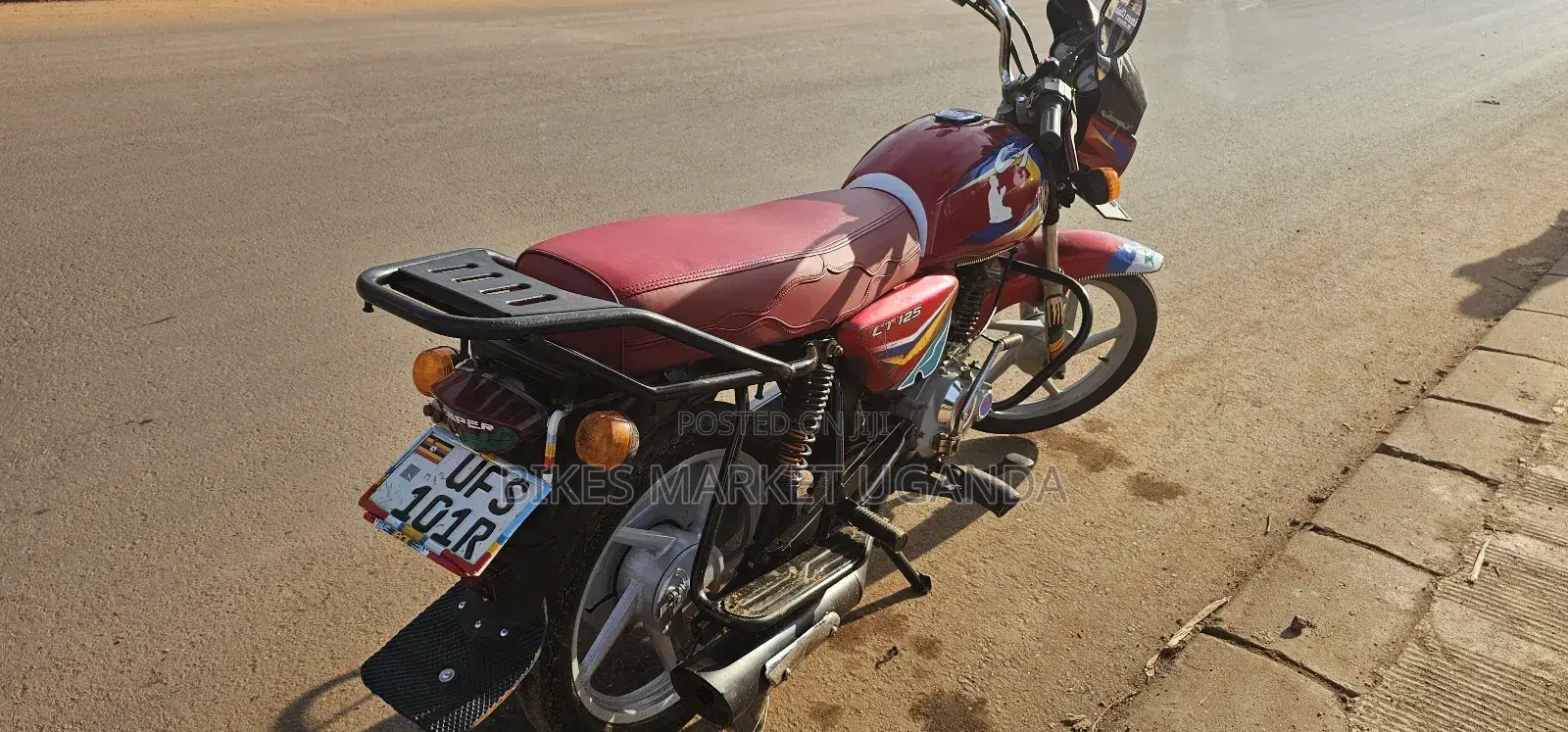 Bajaj CT 125X 2022 Red
