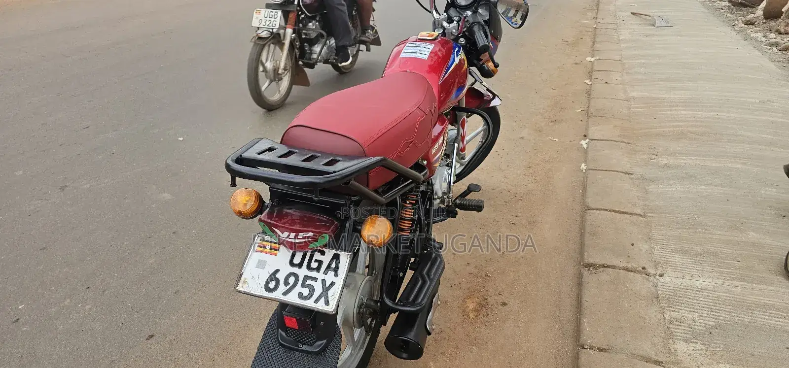 Bajaj CT 125X 2023 Red