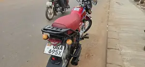 Bajaj CT 125X 2023 Red