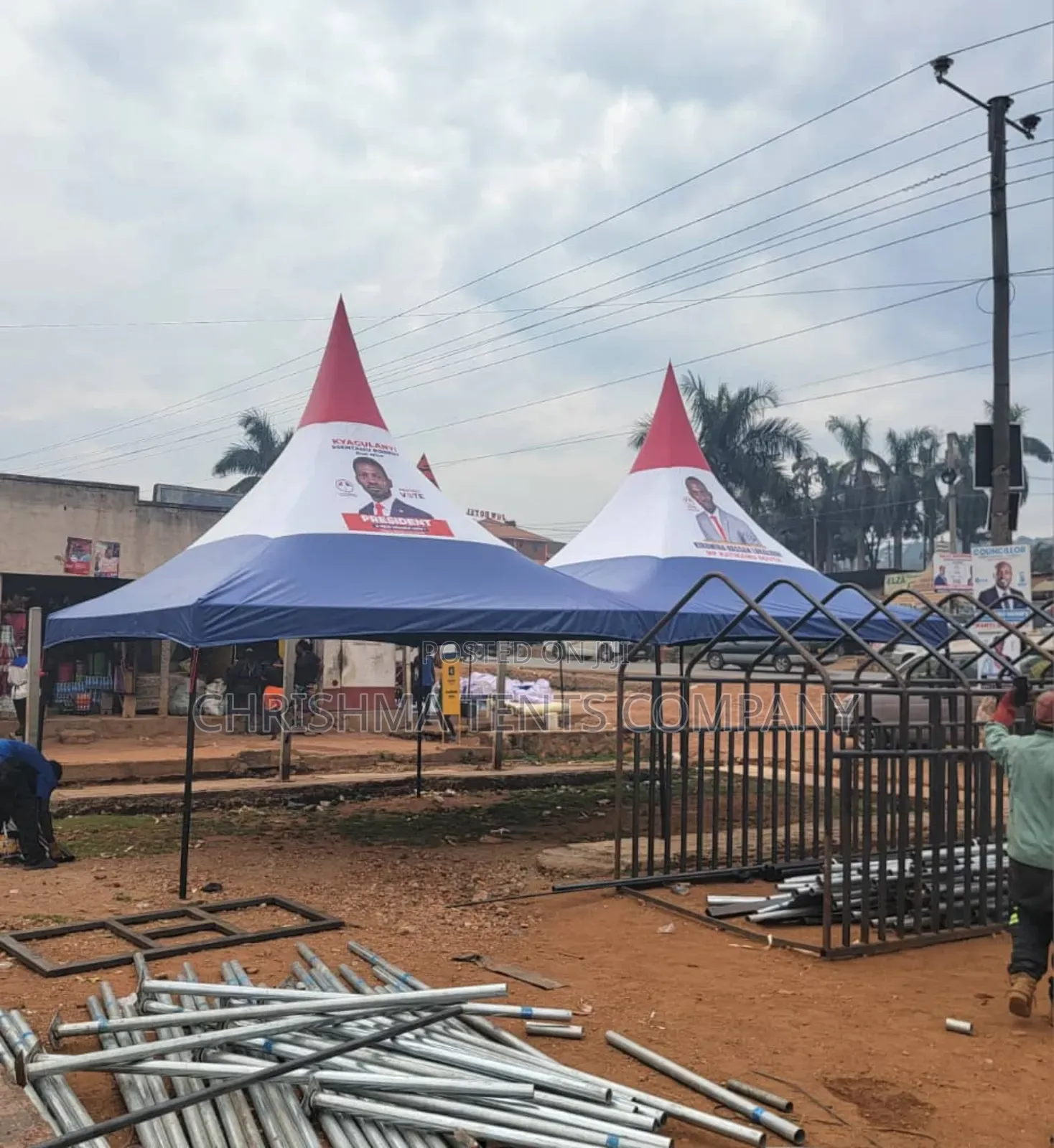 Well Designed 100-Seater Tent
