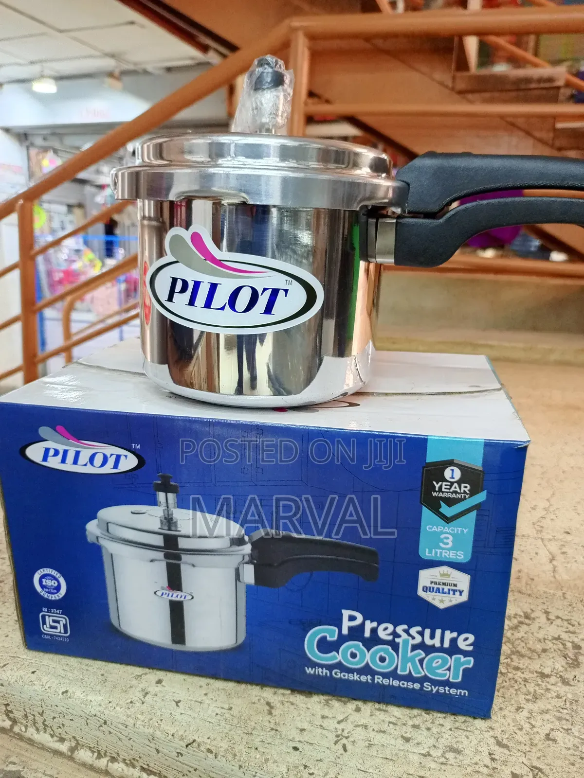 3-Liter Pilot Pressure Cooker.