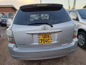 Toyota Corolla Fielder 2010 Silver