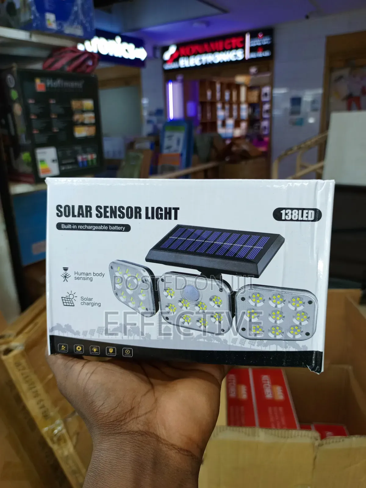 Solar Sensor Light With a Built-in Rechargeable Battery.