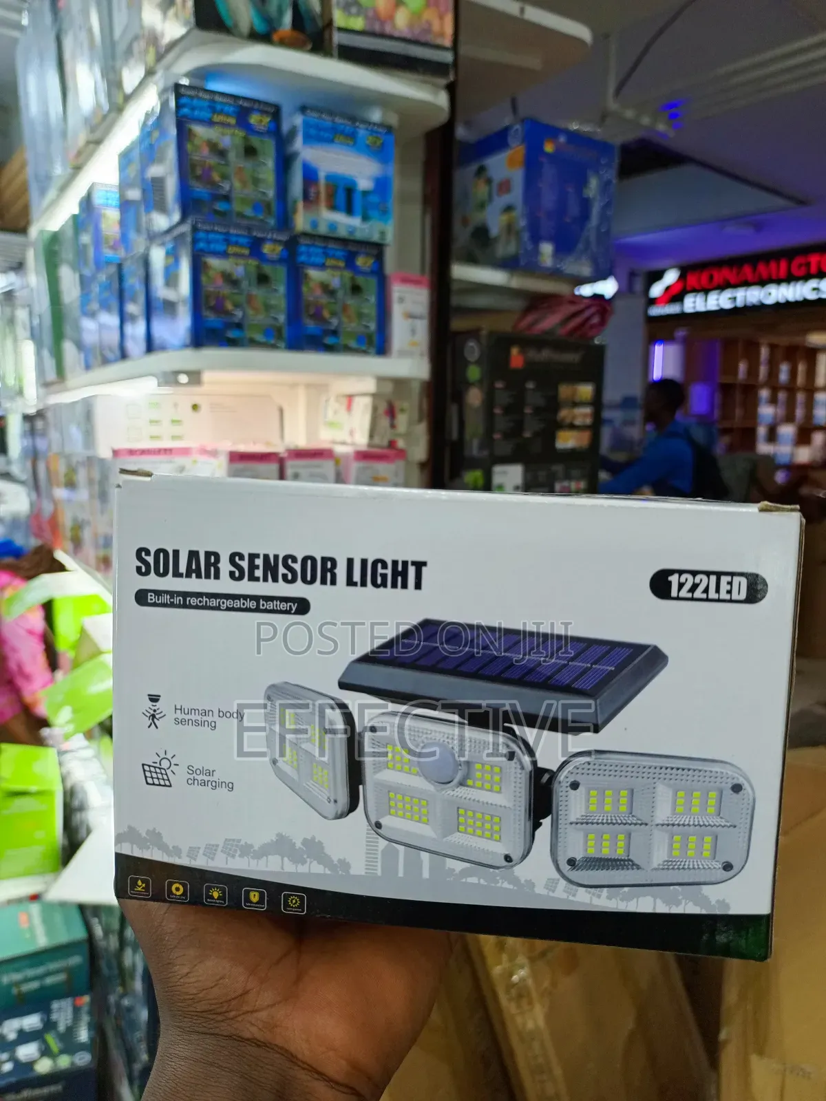 Solar Sensor Light With a Built-in Rechargeable Battery.