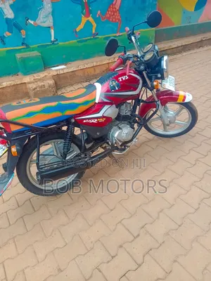 TVS HLX 125 2022 Red
