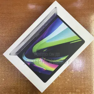 Laptop Apple MacBook Pro 2022 M2 8GB Apple M2 SSD 256GB