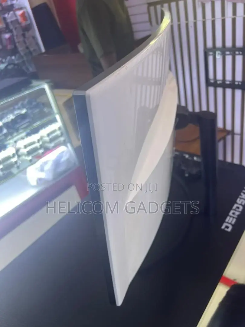 Lg Ultrawide Curved Monitor / 34 Inches