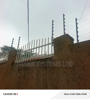Electric Fence With Intrusion System,