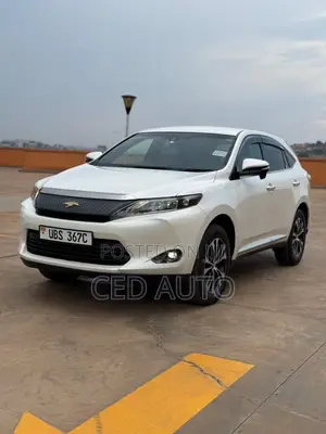Toyota Harrier 2.0 2015 White