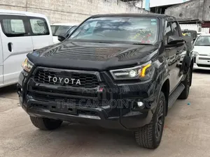 Toyota Hilux Revo Double Cab Deisel 2.4 AWD 2022 Black