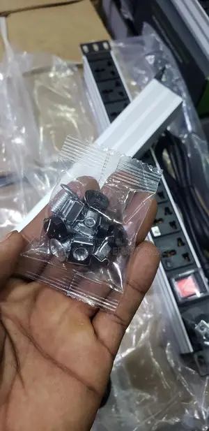 Power Describution Unit ( Pdu )